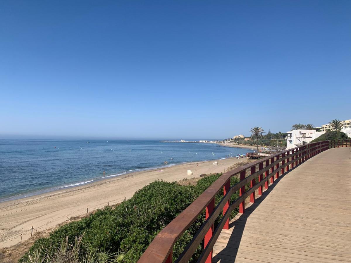 Sitio de Calahonda Lovely Beachfront Apartment In Calahonda מראה חיצוני תמונה