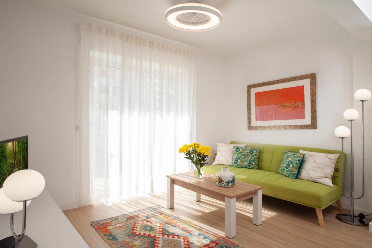 Sitio de Calahonda Lovely Beachfront Apartment In Calahonda מראה חיצוני תמונה